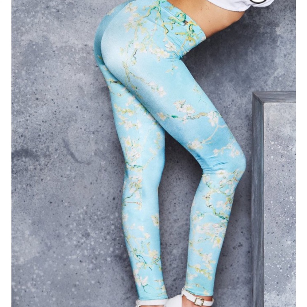 NWT Blackmilk almond blossom van gogh